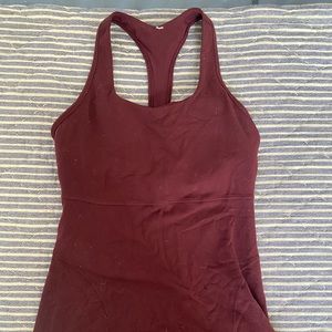 Lululemon tank